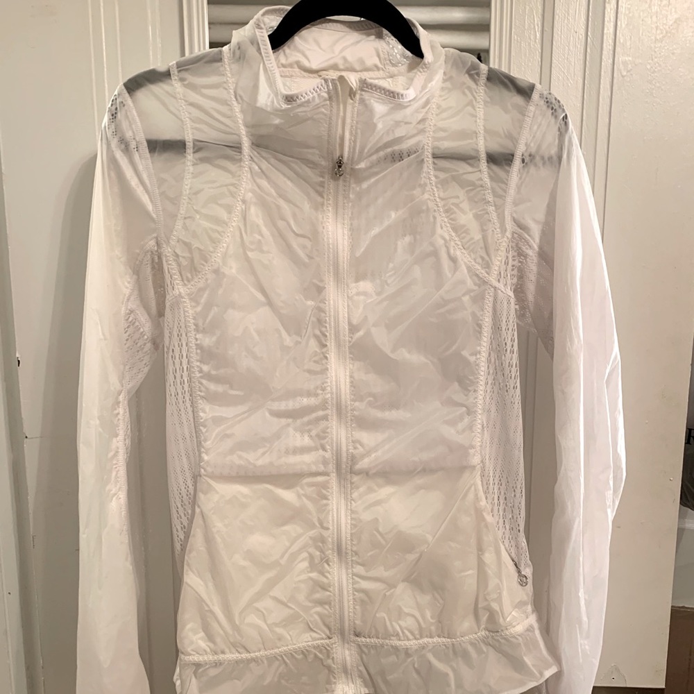 Lululemon Run Wild Mesh Windbreaker Jacket